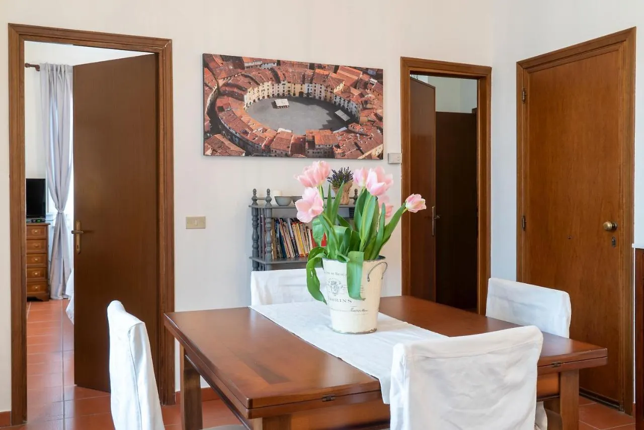 Apartamento La Maison De Louise Lucca Italia