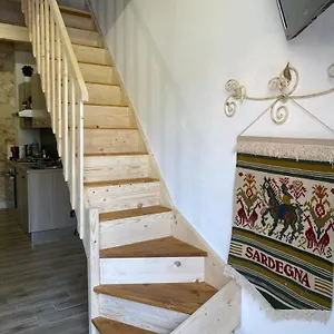 Tzia Udroni Apartamento Ossi
