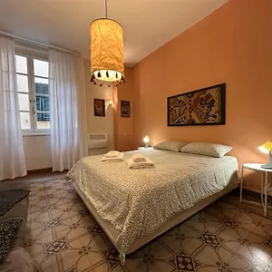 Appartamento Oasi Nel Cuore Di Lucca, Super E Luminoso, Lucca